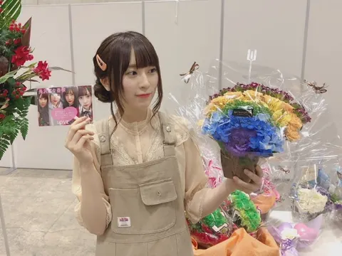 長沢 菜々香｜祝花!（2019-05-06）｜4枚目