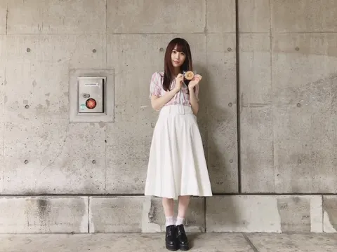 長沢 菜々香｜個別握手会（2019-06-05）｜4枚目