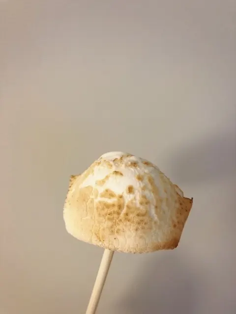 長沢 菜々香｜月2で画面を割ってしまう。（2019-07-23）｜2枚目