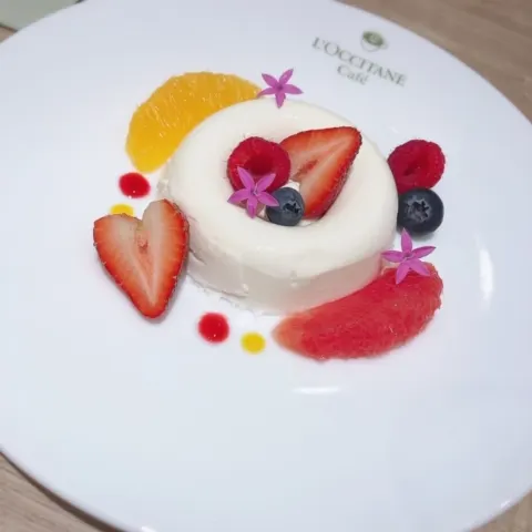 長沢 菜々香｜パジャマ（2019-10-25）｜2枚目