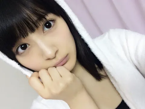 織田 奈那｜スミレ（2016-10-04）｜2枚目