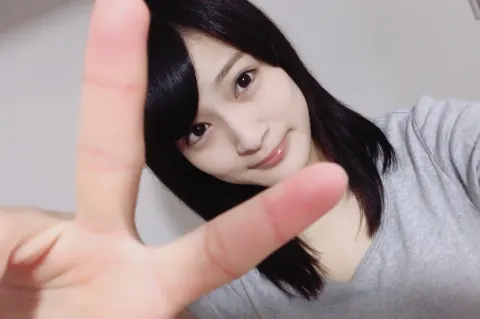 織田 奈那｜黒みる貝（2017-04-20）