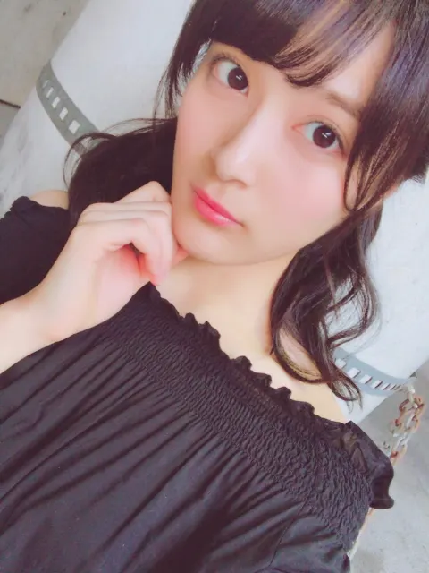 織田 奈那｜新橋駅（2017-07-10）｜2枚目