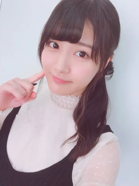 織田 奈那｜草薙駅（2017-11-07）｜2枚目