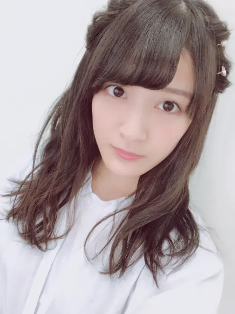 織田 奈那｜草薙駅（2017-11-07）｜3枚目
