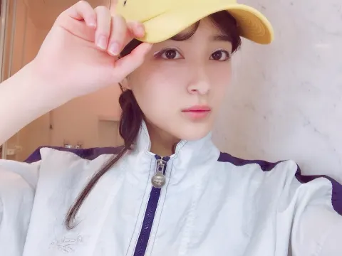 織田 奈那｜菊川駅（2017-12-21）｜3枚目