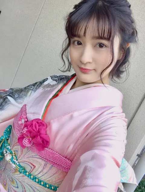 織田 奈那｜世界はあなたに笑いかけている（2019-01-15）｜5枚目