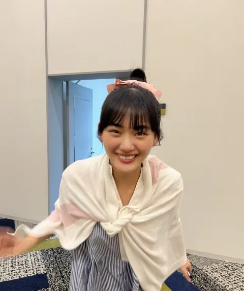 尾関 梨香｜🎥📷🫶（2022-08-29）｜3枚目