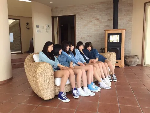 尾関 梨香｜発売中です!～129～（2016-04-20）