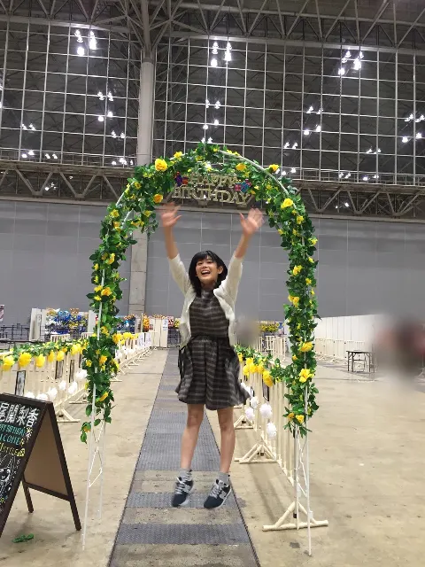 尾関 梨香｜やばい!今年もあと少し～251～（2016-11-07）