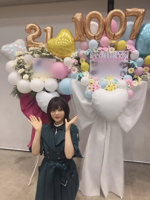 尾関 梨香｜530🎂（2018-10-08）｜4枚目