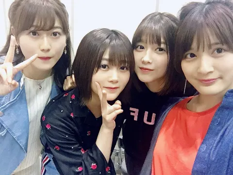 尾関 梨香｜476🤝（2018-03-22）｜4枚目