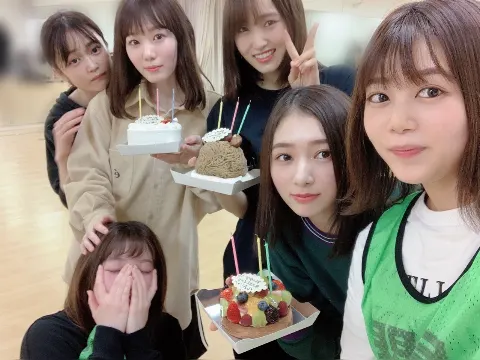 尾関 梨香｜残すところわずか🎁🎅🎍（2019-12-02）