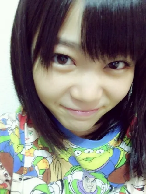 尾関 梨香｜初めまして19歳。たーーくさんかきたいことがあるのですが何時…（2016-10-08）｜4枚目
