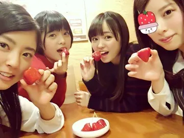 齋藤 冬優花｜＼最強のコンビ❤︎︎48/（2015-12-30）｜2枚目