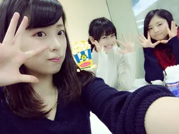 齋藤 冬優花｜＼メンバーと︎︎❤︎︎32/（2015-12-14）｜3枚目