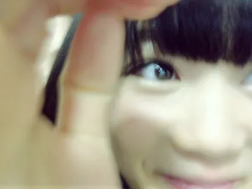 齋藤 冬優花｜＼︎︎メンバーと変顔(　˙-˙　)❤︎︎105/（2016-02-26）｜6枚目