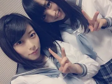 齋藤 冬優花｜＼︎︎て〜を〜つなっい〜で〜かえろ〜かっ❤︎︎133/（2016-03-25）｜3枚目
