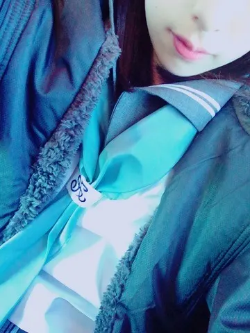 齋藤 冬優花｜＼︎︎て〜を〜つなっい〜で〜かえろ〜かっ❤︎︎133/（2016-03-25）｜2枚目