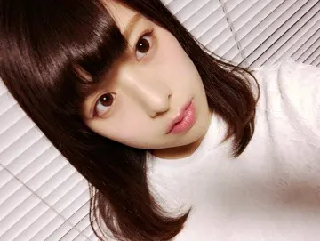 齋藤 冬優花｜＼︎︎迫る❤︎︎152/（2016-04-13）