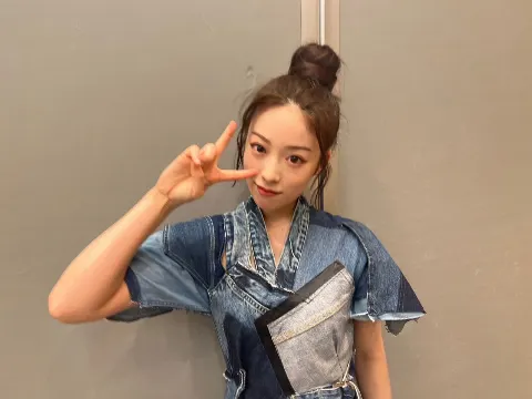 齋藤 冬優花｜だって太陽は動いてるんだ　好きな方に向かってただ生きよう🌞🔥（2022-07-03）｜2枚目