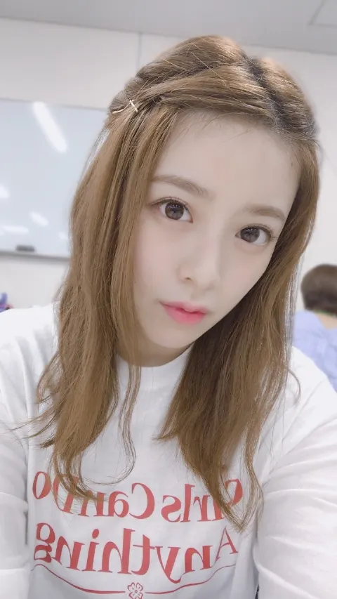 齋藤 冬優花｜4月22日(732)（2018-04-23）｜2枚目