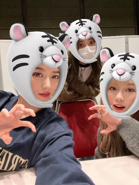 齋藤 冬優花｜🐯HAPPY_NEW_YEAR🎍（2022-01-01）｜8枚目