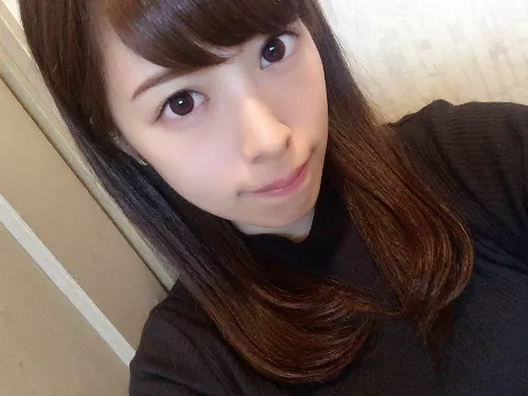 齋藤 冬優花｜＼︎︎昔から袋を集めるのが大好きです。お店の袋とか捨てられない。そう、袋フェチなんです❤︎︎301/（2016-09-21）｜3枚目