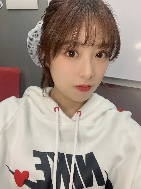 齋藤 冬優花｜( ◠‿◠ )いっぱいかいたよ〜✊🏻（2021-03-01）｜4枚目
