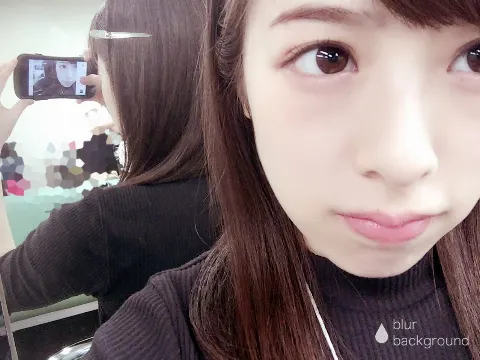 齋藤 冬優花｜＼︎︎最近移動する時は常にイヤホンで音楽を聴いています。お店…（2016-10-02）