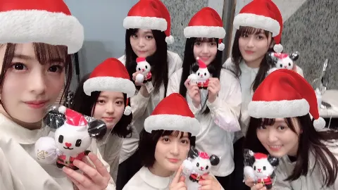 齋藤 冬優花｜12月21日(978)（2018-12-22）｜4枚目