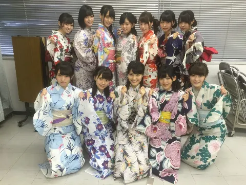 齋藤 冬優花｜＼︎︎金魚柄の浴衣。写真たくさん～❤︎︎272/（2016-08-23）｜2枚目