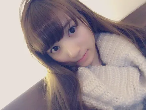佐藤 詩織｜なんて書こ〜〜う（2015-12-13）