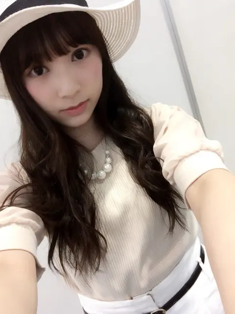 佐藤 詩織｜握手会 私服!（2016-05-03）｜2枚目