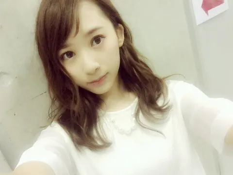 佐藤 詩織｜個握。（2016-08-29）