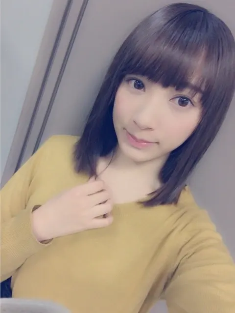 佐藤 詩織｜本日!blt graph. vol.13 発売!出てます!本当に見てください!20歳の誕生日を迎えられて。（2016-11-16）