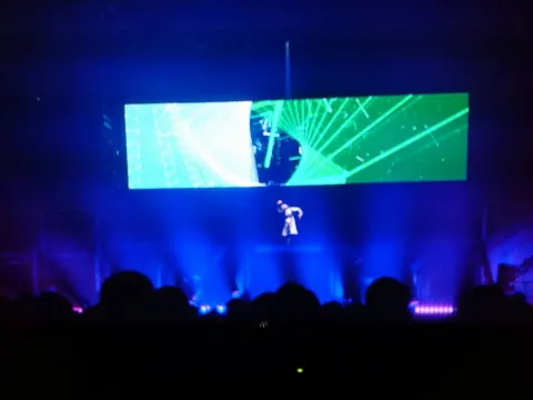 佐藤 詩織｜伝えたいことが次から次に溢れ出てきちゃってまとまらなくて、ま…（2016-12-26）｜3枚目