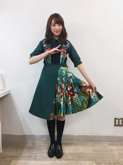 佐藤 詩織｜ロッテXYLITOL20th記念プロジェクト”COME ON…（2017-05-17）｜2枚目