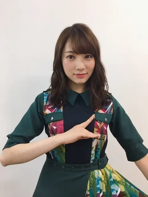 佐藤 詩織｜ロッテXYLITOL20th記念プロジェクト”COME ON…（2017-05-17）｜4枚目