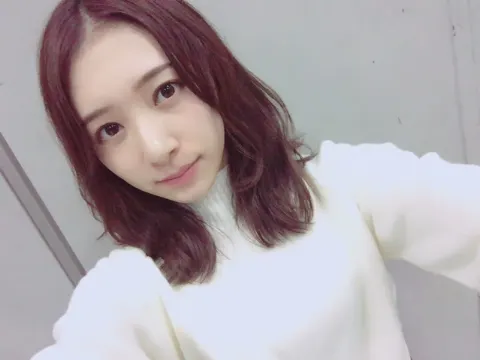 佐藤 詩織｜しわす（2017-12-02）｜2枚目
