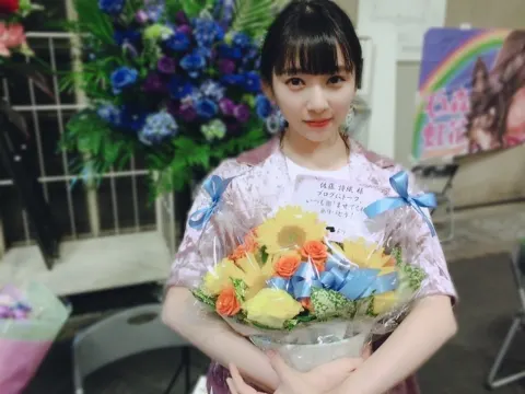 佐藤 詩織｜名握。（2018-06-03）｜2枚目