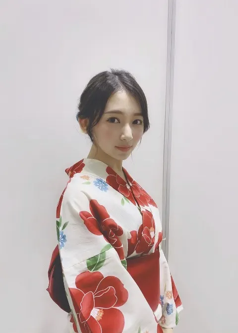 佐藤 詩織｜最後握。（2019-07-15）｜3枚目