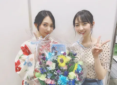 佐藤 詩織｜読売中高生新聞さん。花。（2019-07-19）｜7枚目