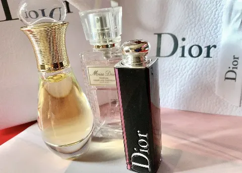 佐藤 詩織｜Sep. Dior🌹（2019-09-01）