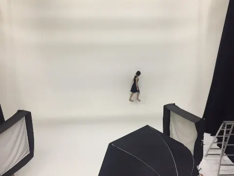 志田 愛佳｜黒。（2016-10-22）｜2枚目