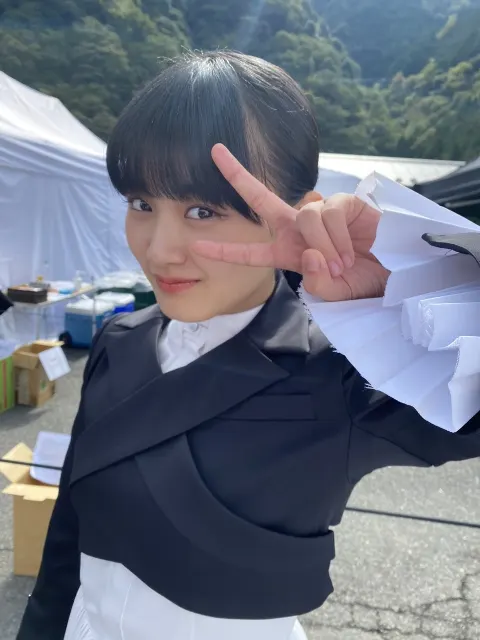 菅井 友香｜なぜ恋オフショット🤍（2020-11-20）｜5枚目