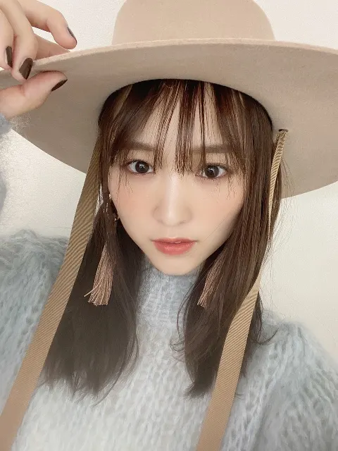 菅井 友香｜ananさん🧣