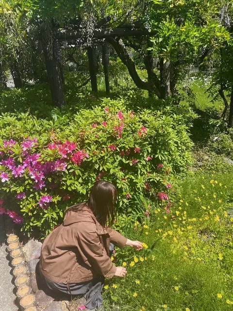 菅井 友香｜今日は🔖 .·（2021-05-06）｜4枚目