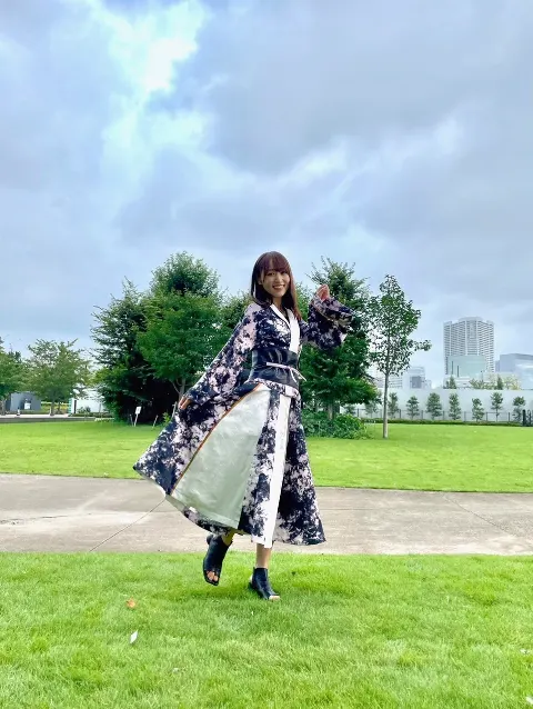 菅井 友香｜静寂は美しい（2021-10-08）｜4枚目