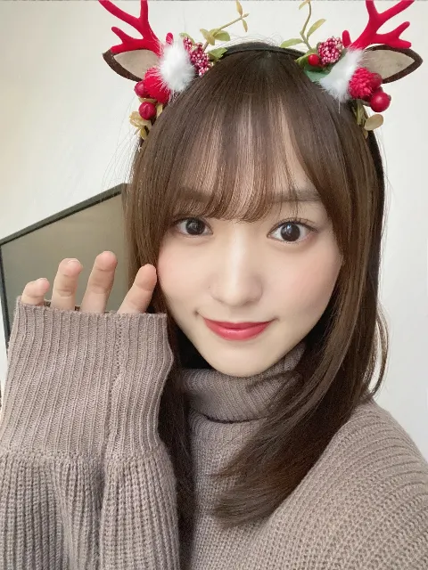 菅井 友香｜Christmas_Eve🎄（2021-12-24）｜4枚目